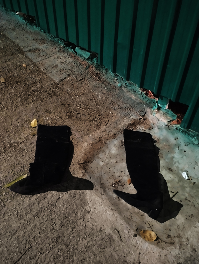 fisgada à espreita, na esquina (2024)