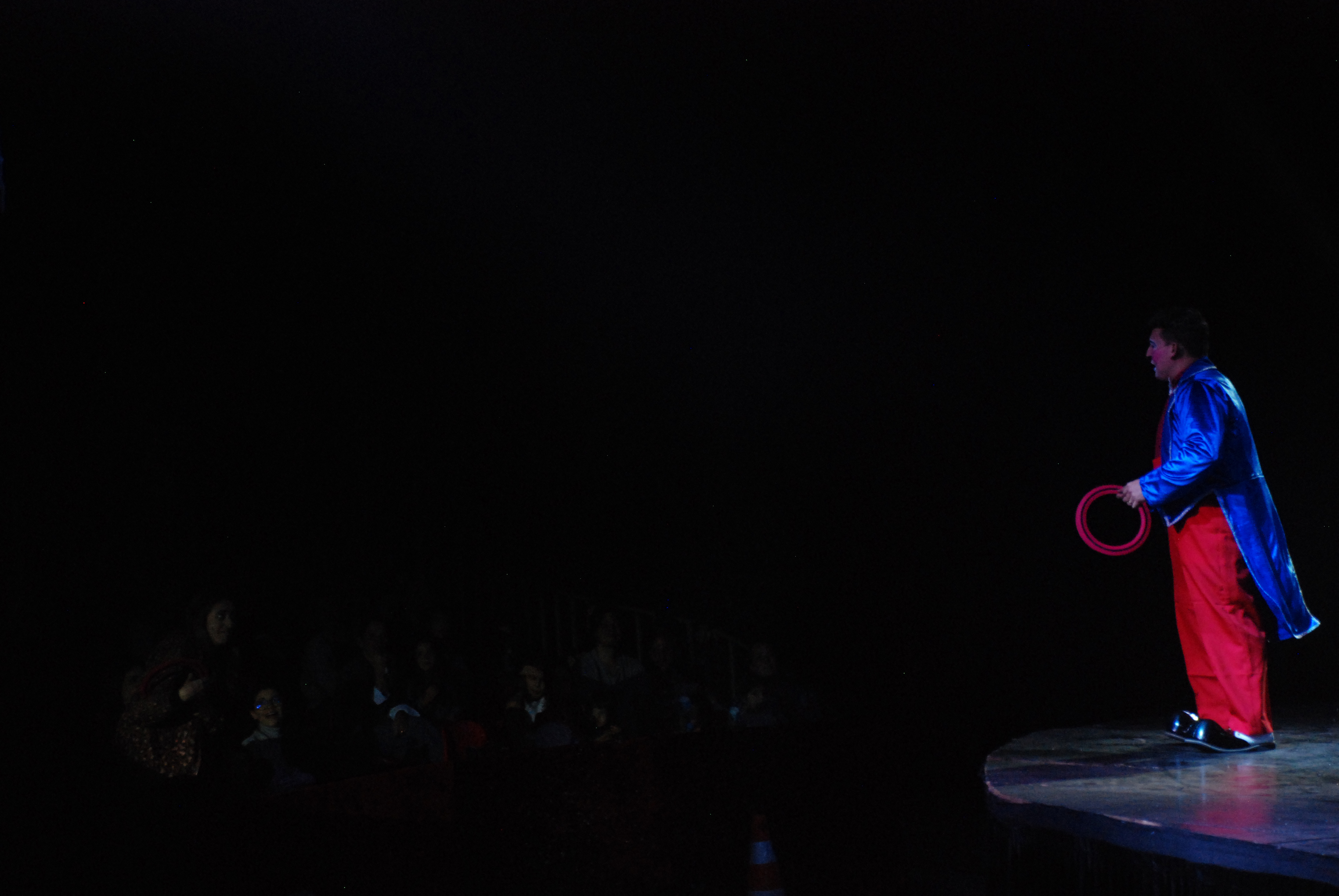 três atos de irrestrita exposição (2025)